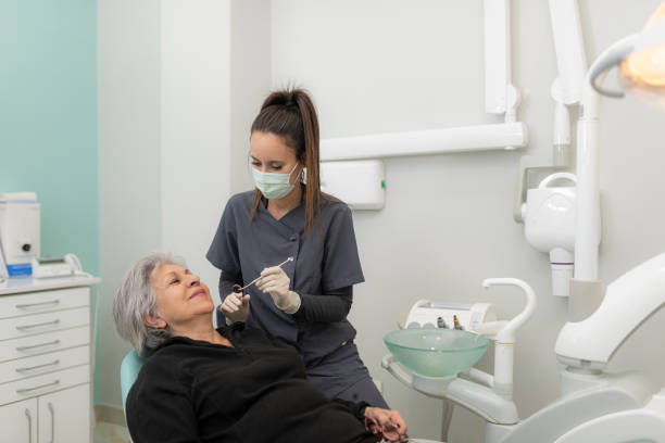 Dentist for Dental Trauma in OR